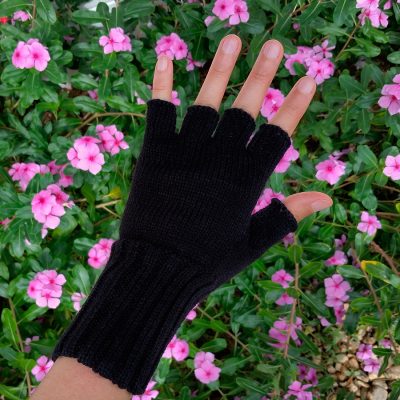 Luva Meio Dedo FEMININA em Lã - Lisa - Preta